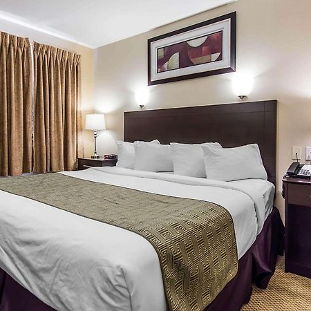 Quality Inn Moncton Extérieur photo