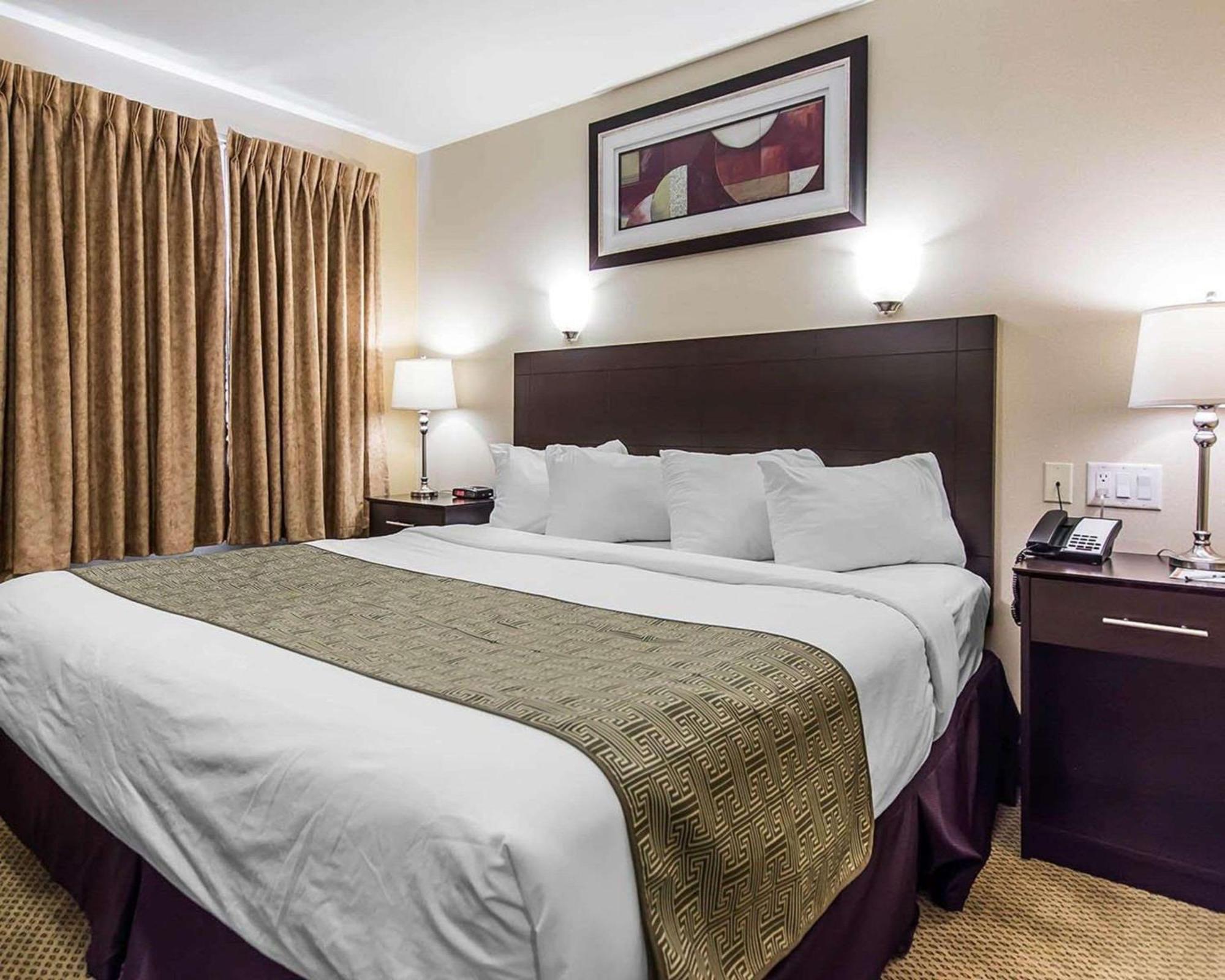 Quality Inn Moncton Extérieur photo