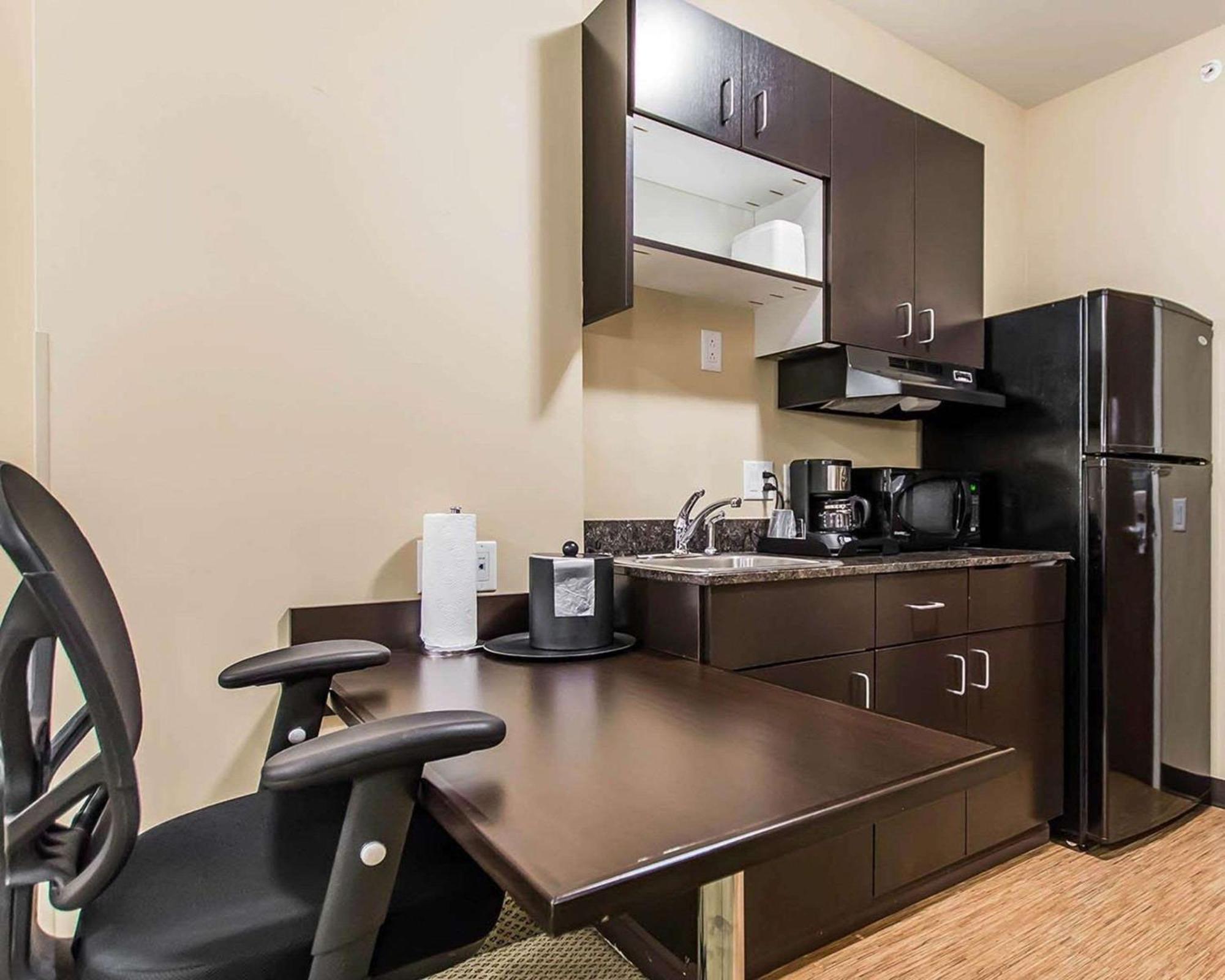 Quality Inn Moncton Extérieur photo