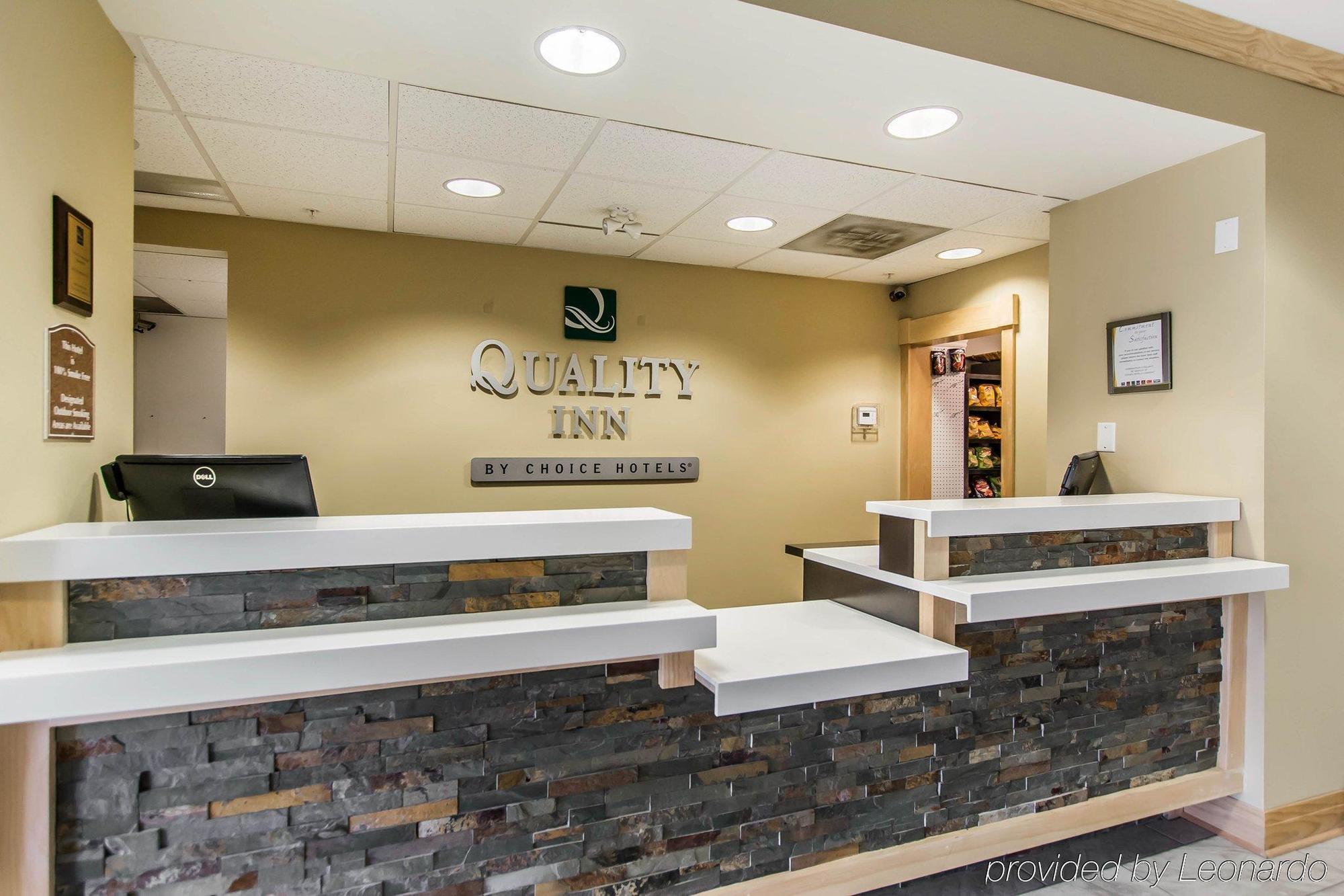 Quality Inn Moncton Extérieur photo