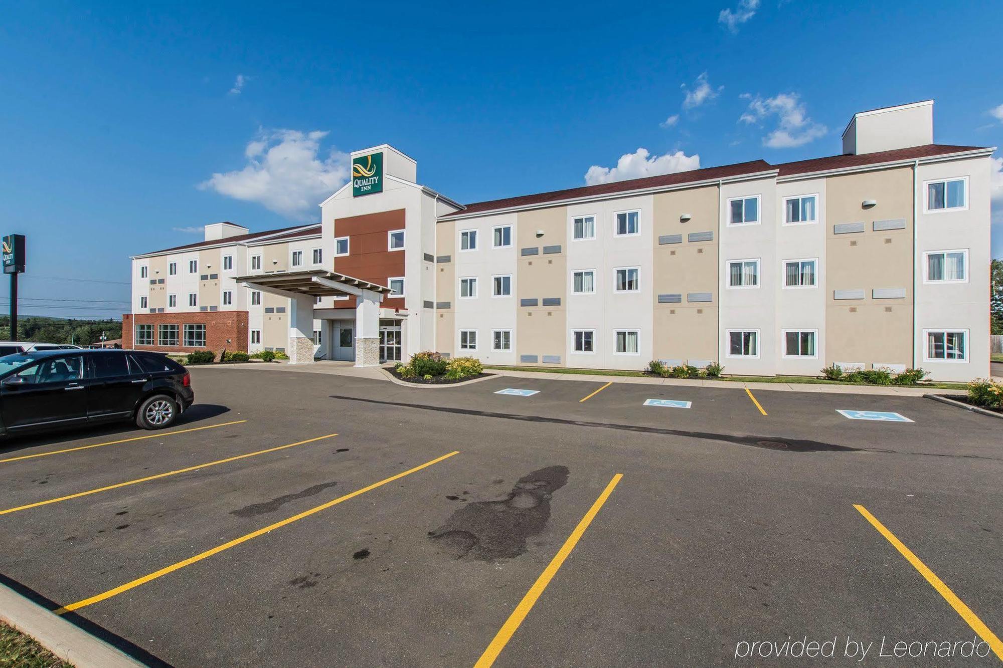 Quality Inn Moncton Extérieur photo