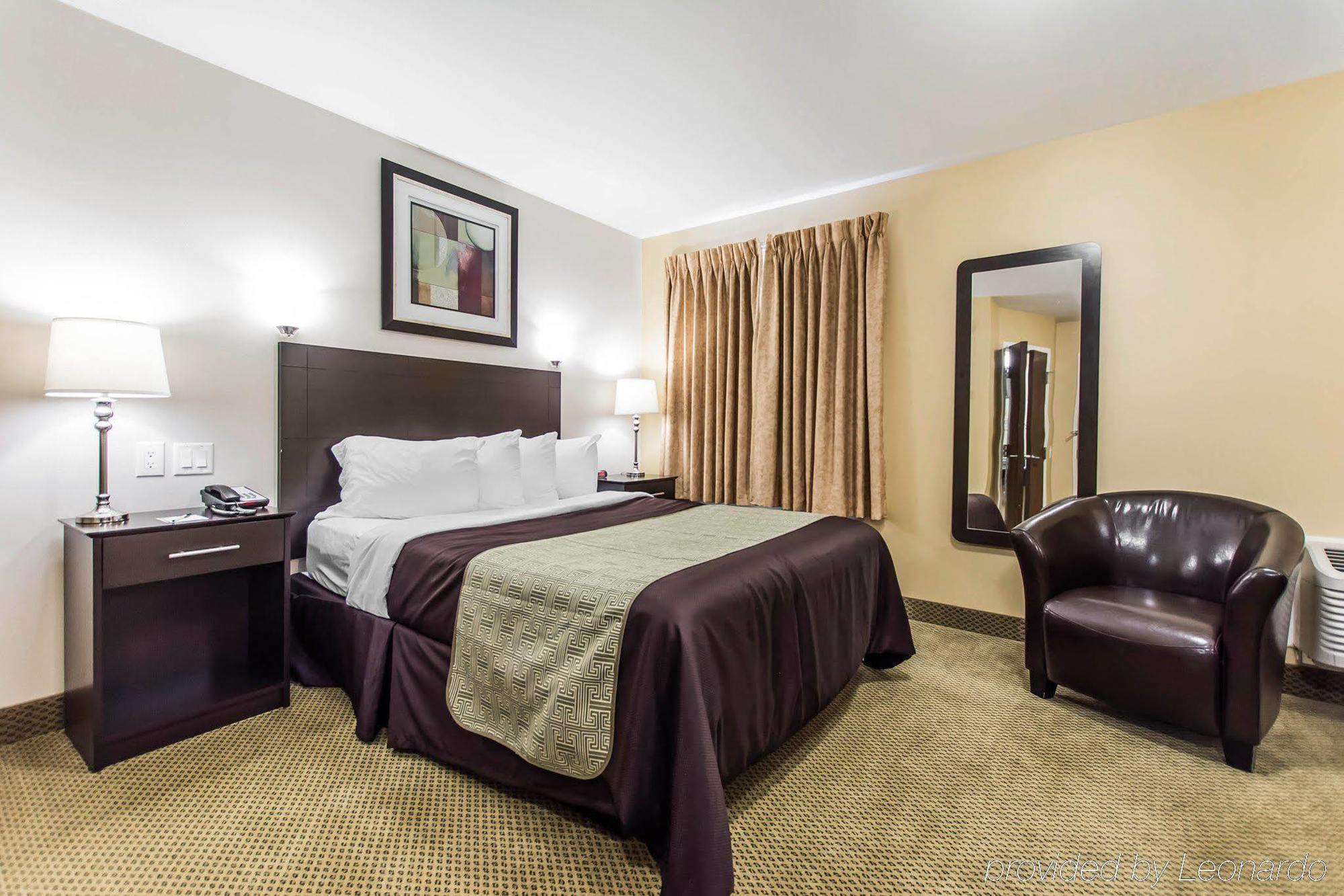 Quality Inn Moncton Extérieur photo